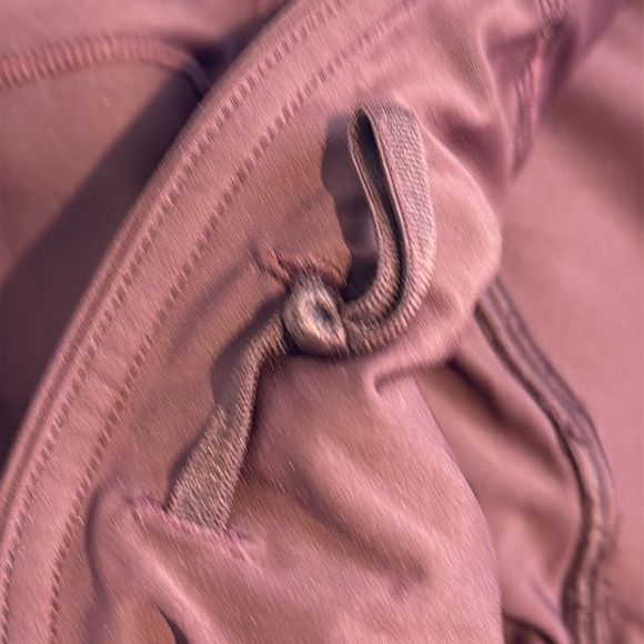 Lululemon Fast Free High Rise Tight 24” Logo Reflective Size 4 Cassis - Picture 6 of 7